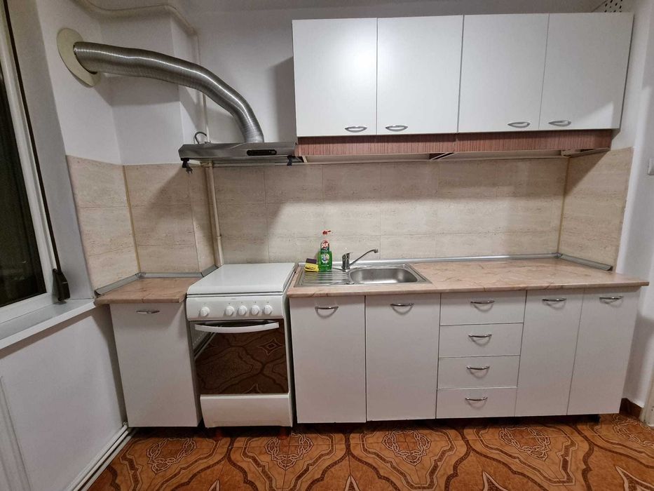 Inchiriez ap.2 camere HIPODROM