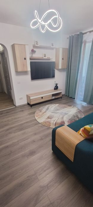 Proprietar Inchiriez apartament 3 camere Berceni zona Nitu Vasile, strada Cricovul dulce. Prima inchiriere dupa amenajare