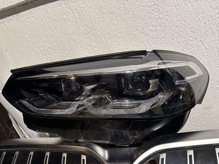 Far bmw x3 x4 g01 g02 stanga L C I