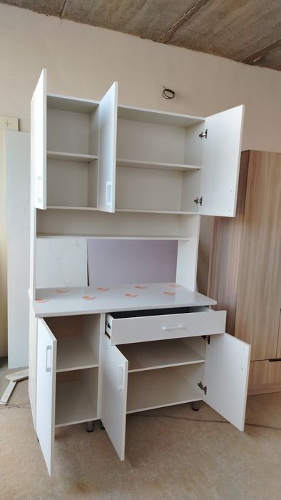 Кухонный шкаф...