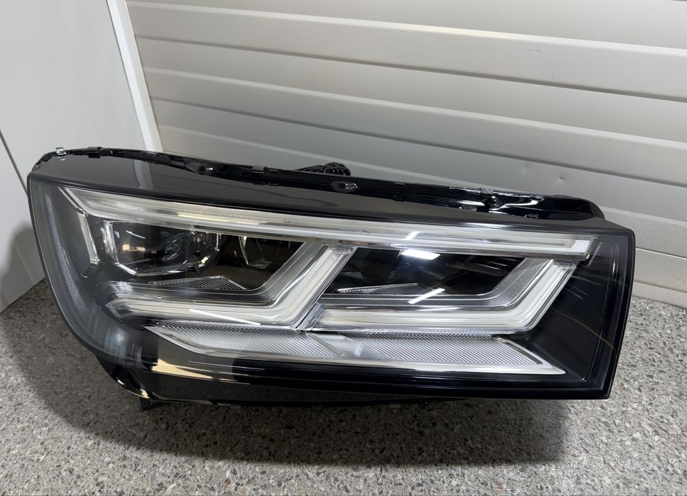 Far Full Led Audi Q5 80A