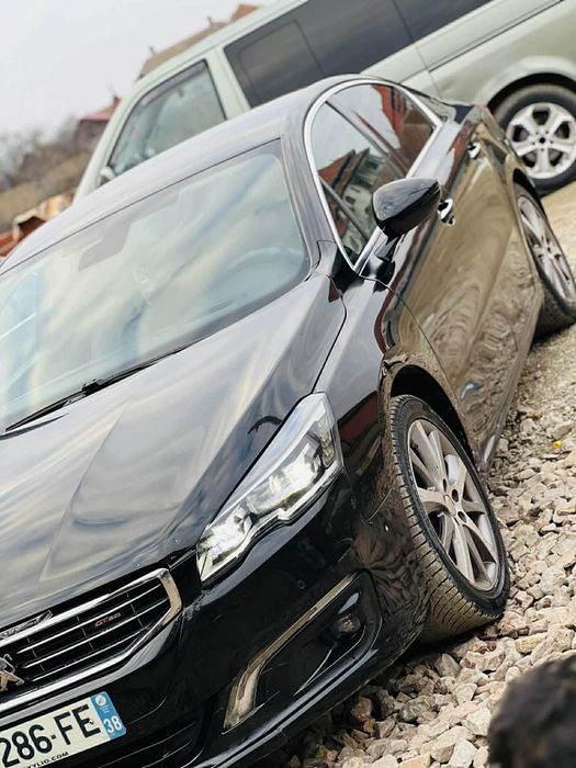 Vând Peugeot an 2018