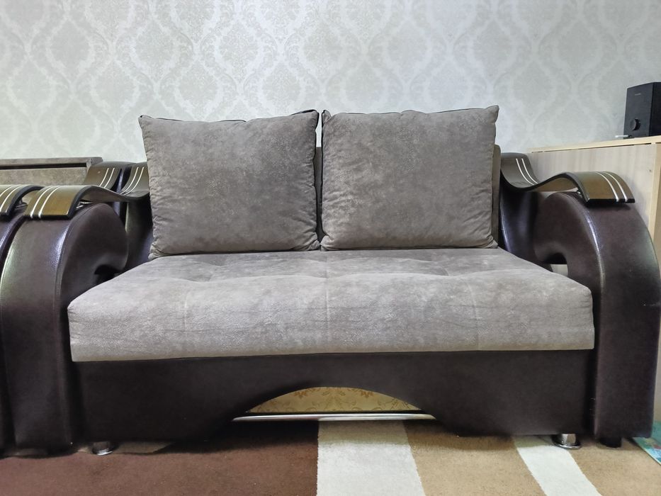 Продам раскладной диван