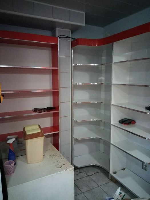 Срочно Витрина сотилади