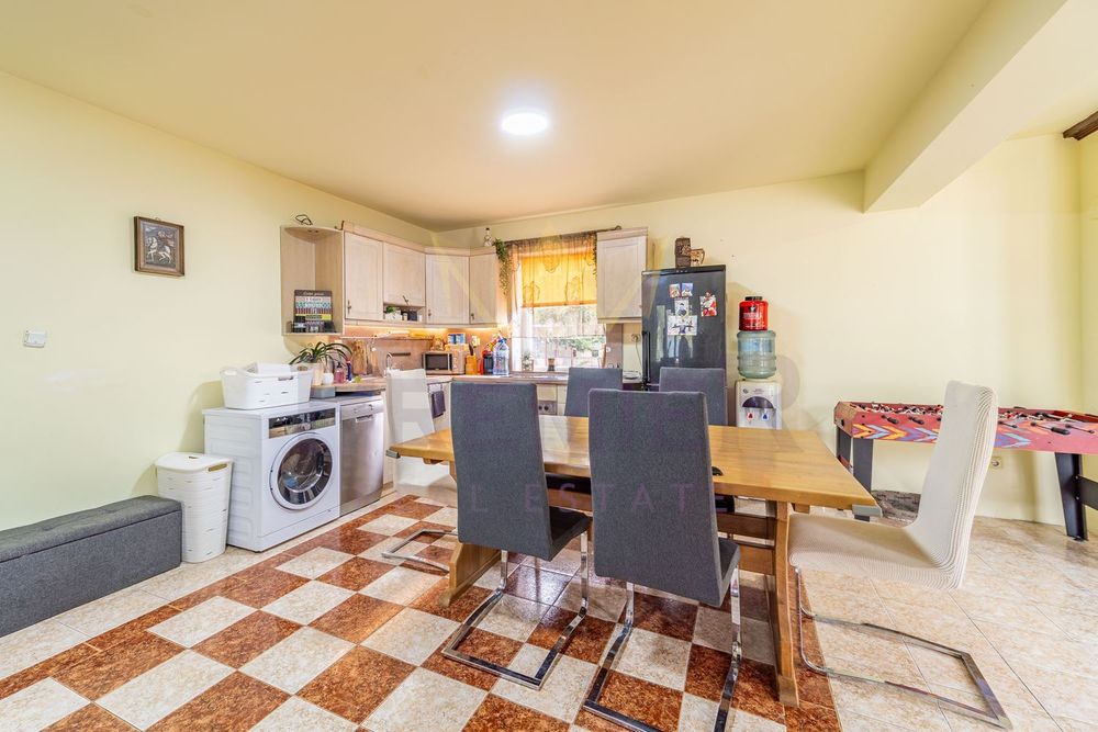 Продава се Къща в с. Калиманци, Област Варна - 116 кв.м за 1337 €/кв.м - Снимка #2