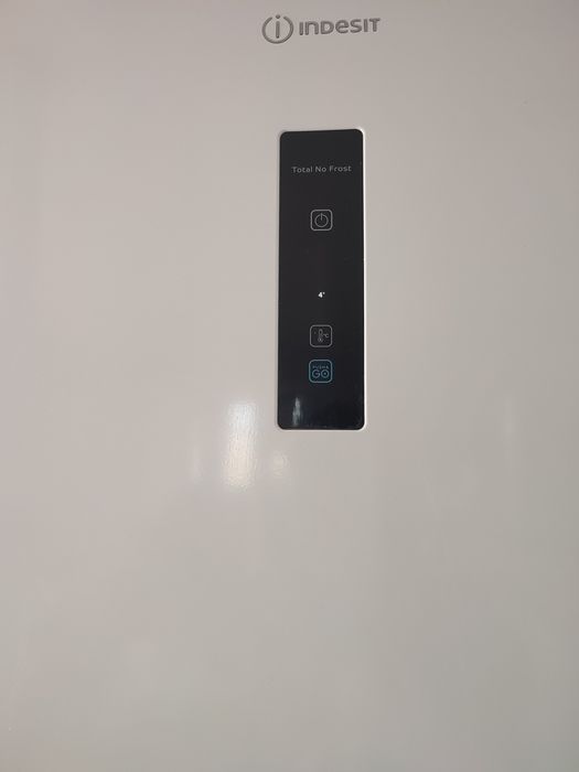 Холодильник Indеsit