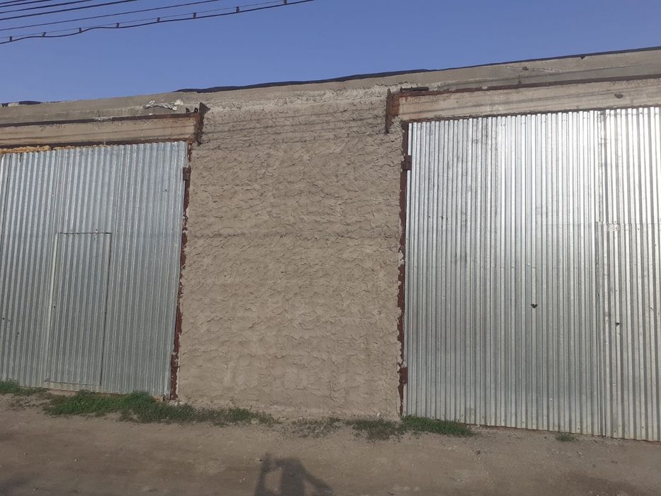 Сдается две большой бокс на любой цели, свет, вода, отопления есть