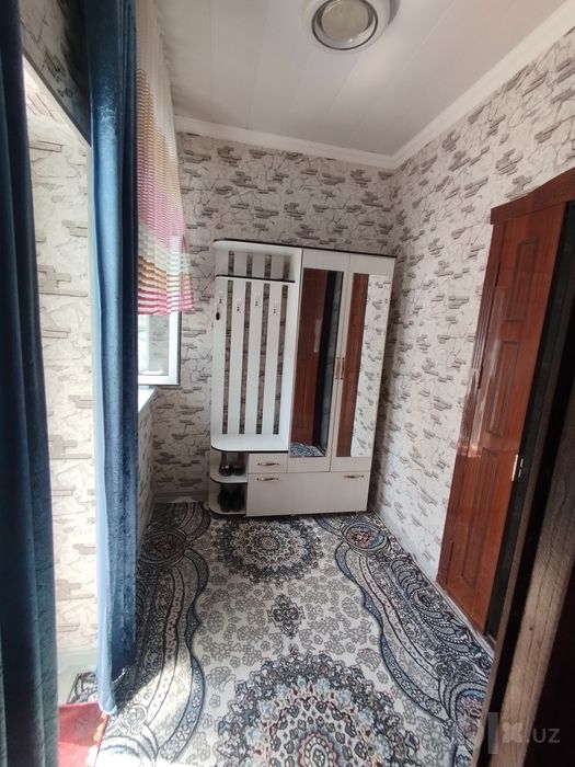 Tekistilda xovli uy sotiladi