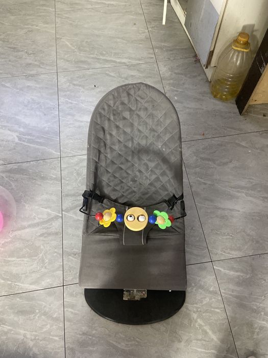 Шезлонг детский