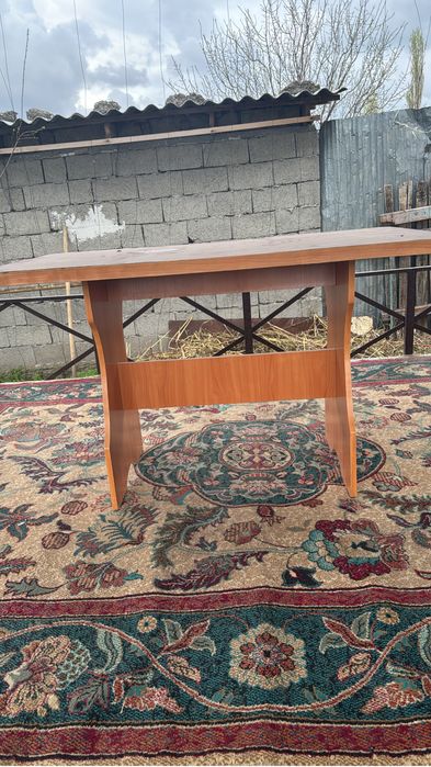 Стол кухонный 2 стульями