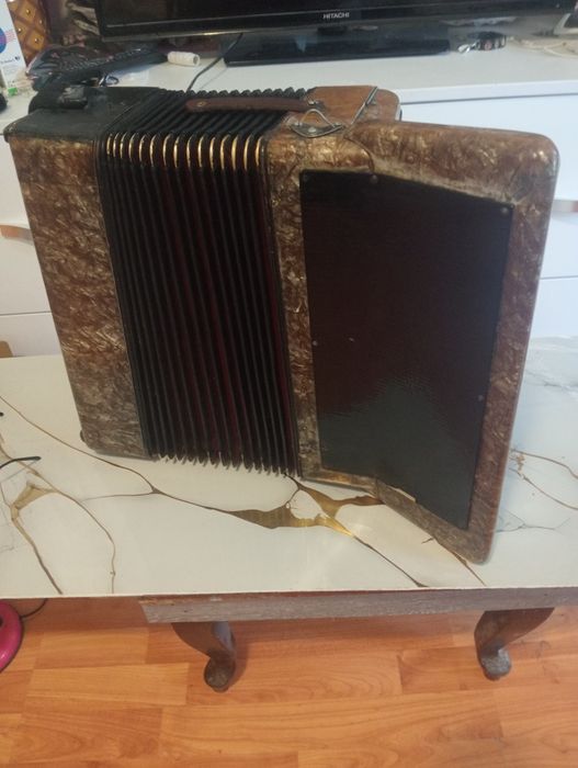 Acordeon Hohner 80 bași