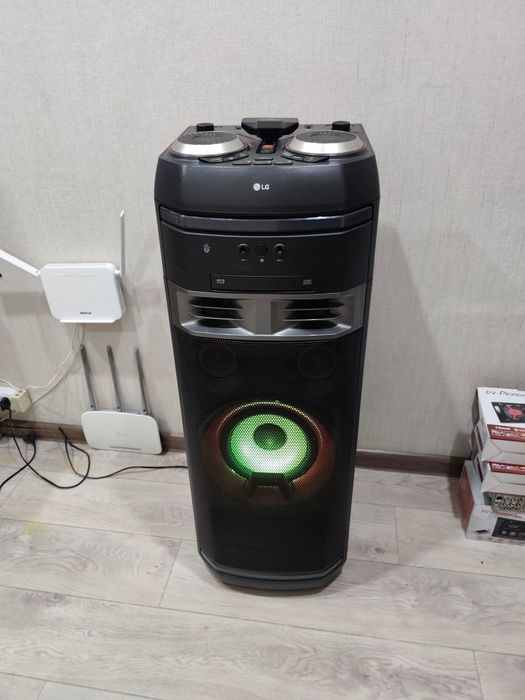 Мощная колонка LG OK85