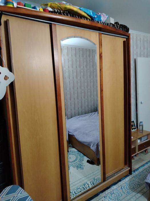 Отдам даром мебель