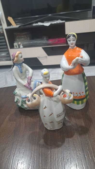 Статуэтки в идеальном состоянии.