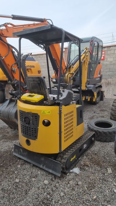 Mini ekskavator. Экскаватор мини