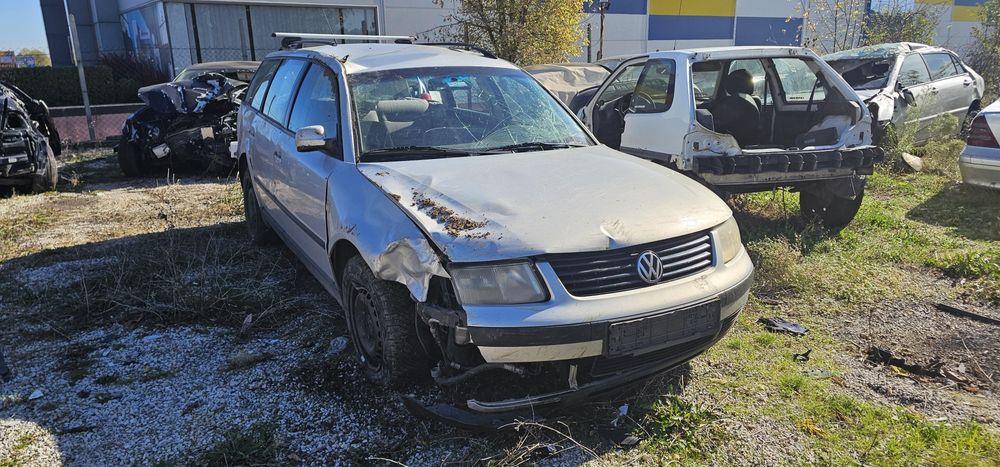 Volkswagen Passat 1,9 TDI 90 К.С НА ЧАСТИ