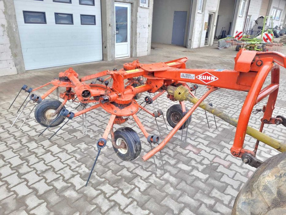 Grebla de întors fan Kuhn