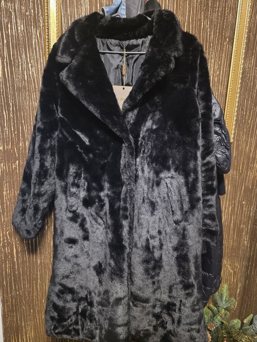 Страхотно чисто ново палто С размер