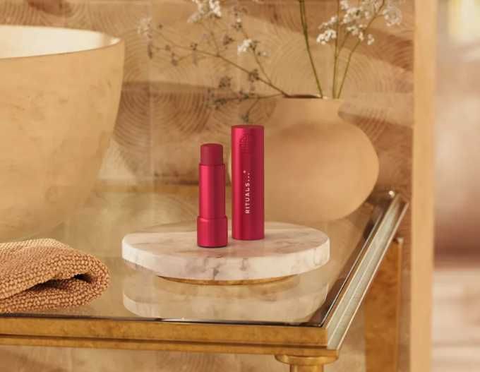 Rituals балсам за устни - червен, aloe vera