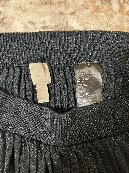 Пола HM с блестящи нишки