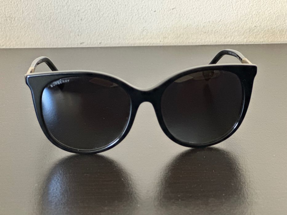 Дамски слънчеви очилв Burberry