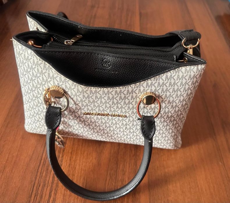 Сумка . Michael Kors.  Новая