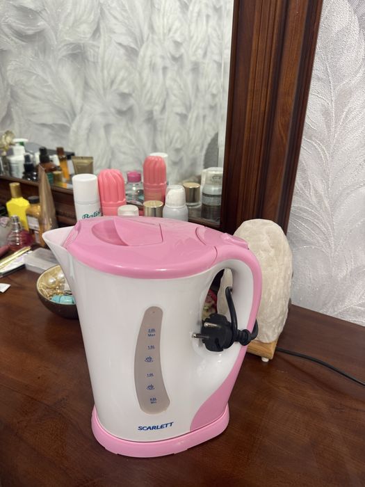 Продаю электрические чайники
