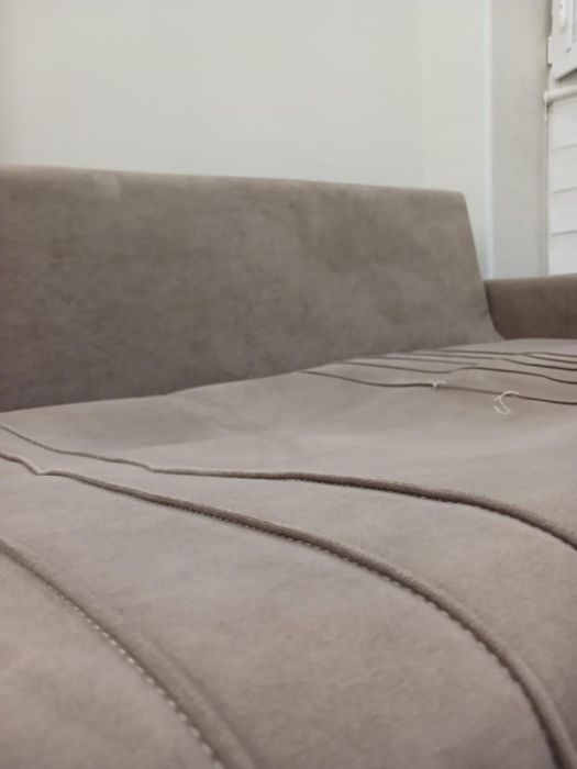 Продам Диван для реставрации