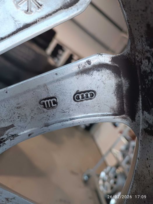 4бр.алуминиева джанта 19цола за Audi