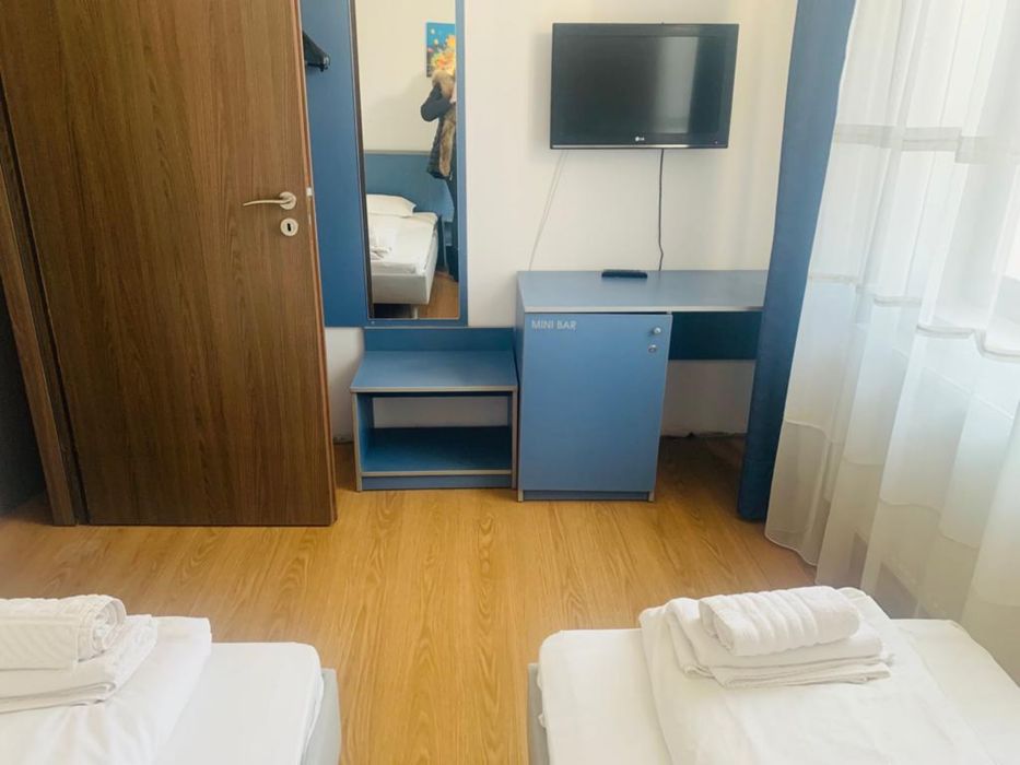 Cazare muncitori romani , Otopeni , Corbeanca, Balotesti