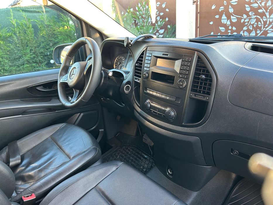 Mercedes Vito 9Locuri.