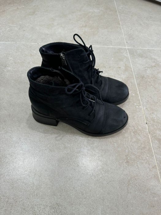 Ботинка черная. Зима