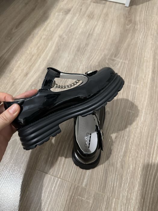 Туфли на девочку размер 31