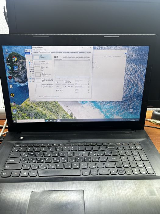 Ноутбук  lenovo i3