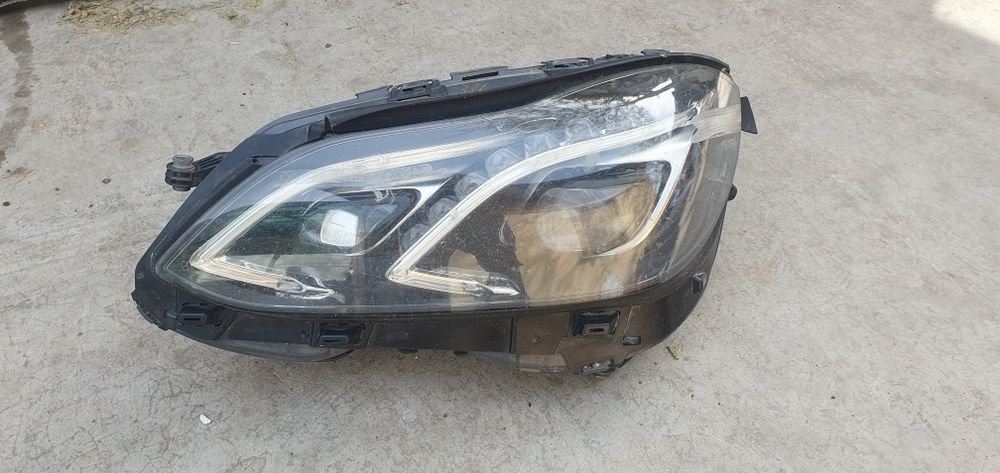 Vand far LED si stop  stanga an 2014 Mercedes E w212