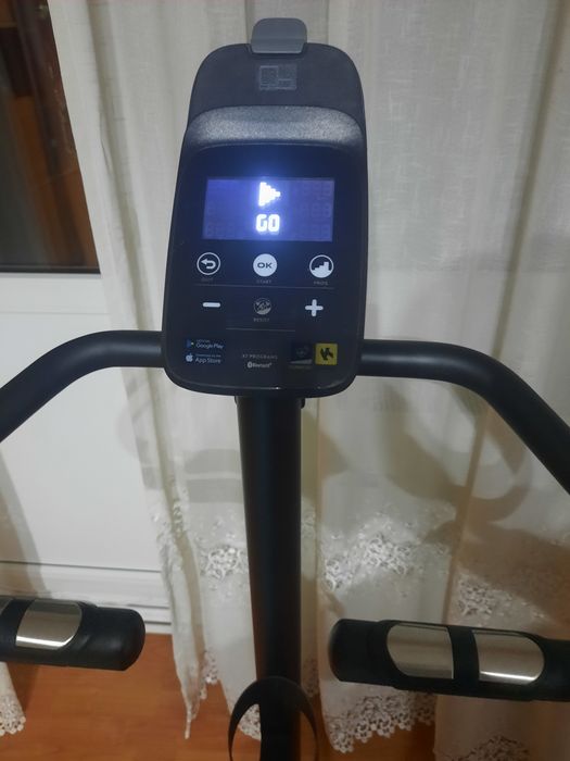 Vând Bicicletă de camera Domyos