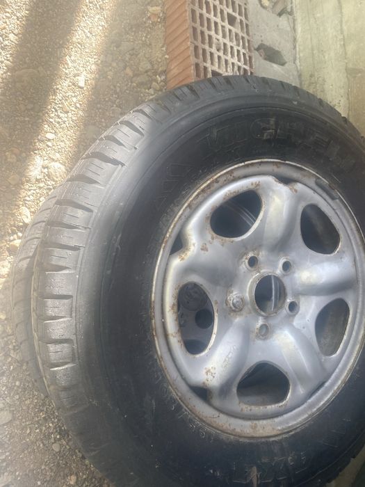 Jante si cauciucuri teren ( profil simex) 195/80/15