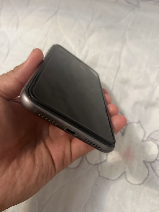 Продам Iphone 11 128гб