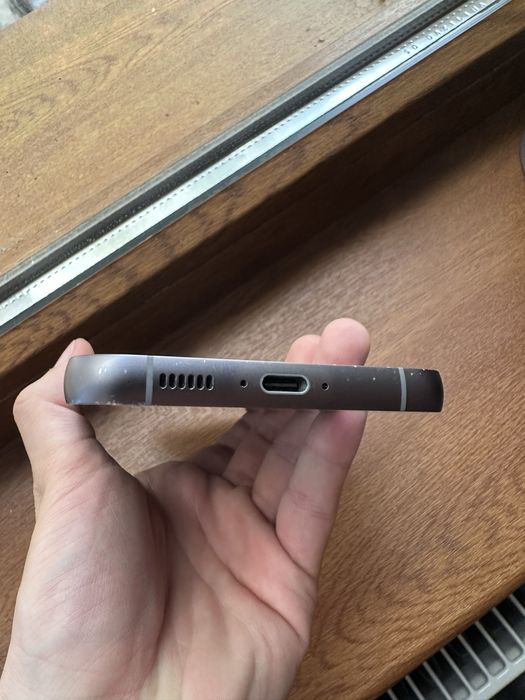 Samsung S23 FE 8/128gb