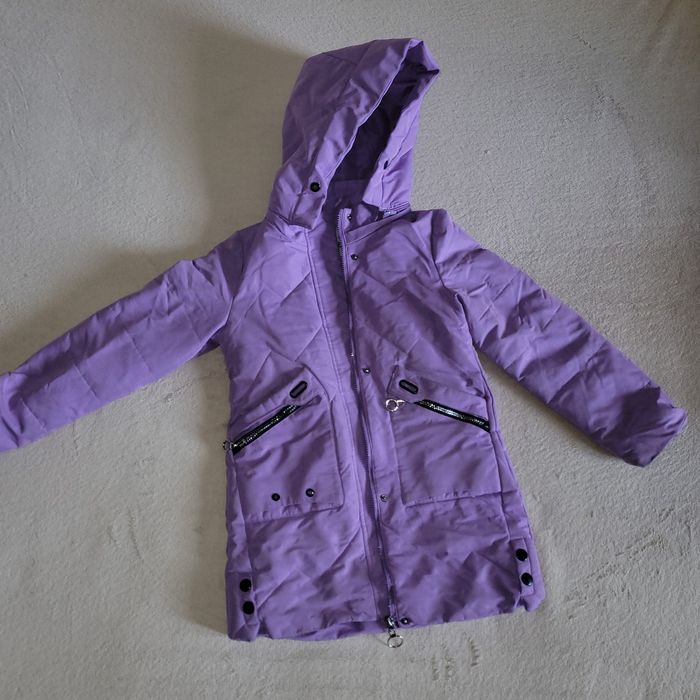 Демисезонная куртка для девочки 146 см