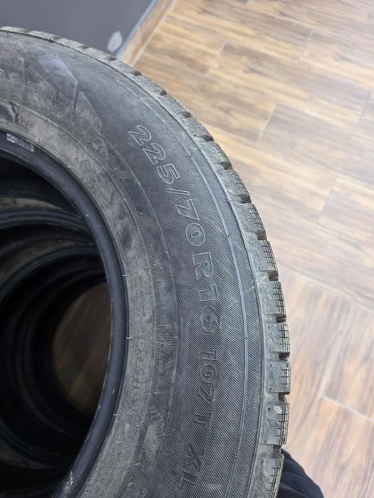 Зимняя резина 225/70 R16