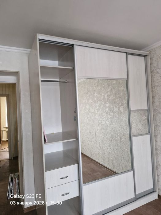 Продам шкаф купейный