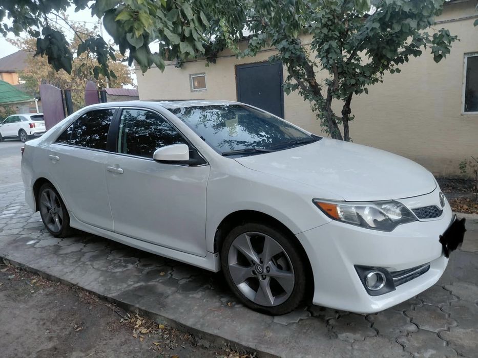 Продается Toyota camry 50