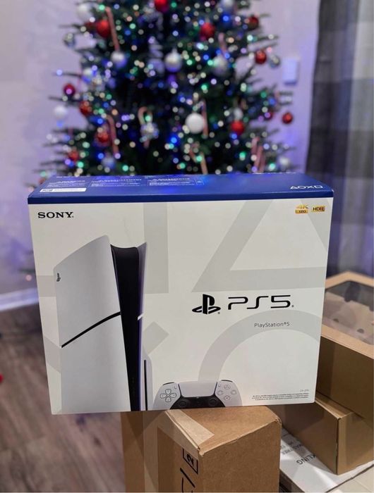 PlayStation 5 Slim 1TB + 2 DualSense контролера | Перфектно състояние
