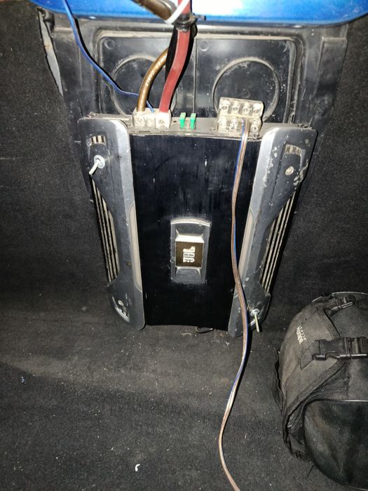 Сабвуфер + усилитель