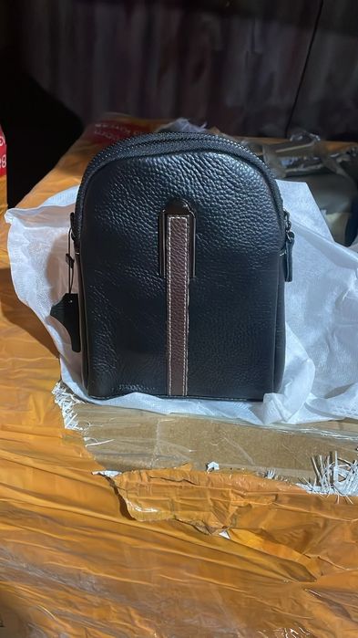 Продам женские сумки новые