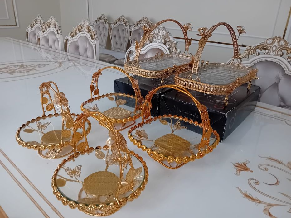 Красивая посуда отдам все за 14.000