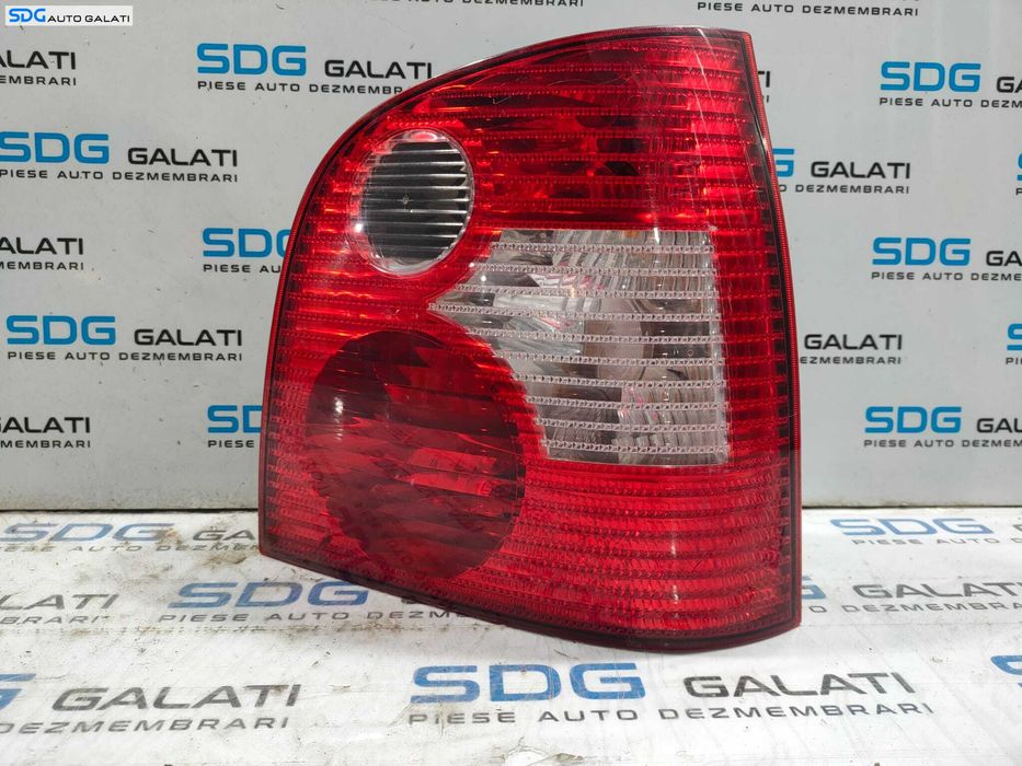 Stop Lampa Tripla Dreapta Volkswagen Polo 9N 9N2 2002 - 2005 Cod 6Q6945258A [L5013]