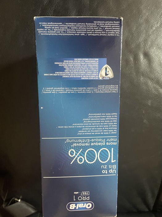 Електрическа четка за зъби Oral-B PRO 750