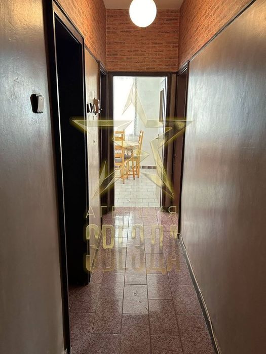 Голям апартамент в центъра!